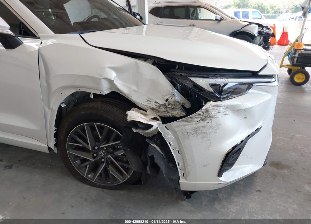 2025 LEXUS TX 350 VIN: 5TDAAAB65SS038400