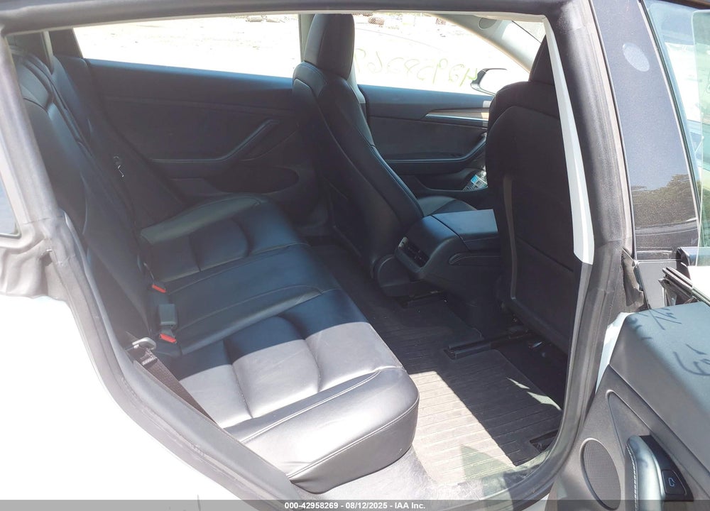 2022 TESLA MODEL 3 VIN: 5YJ3E1EB2NF129106