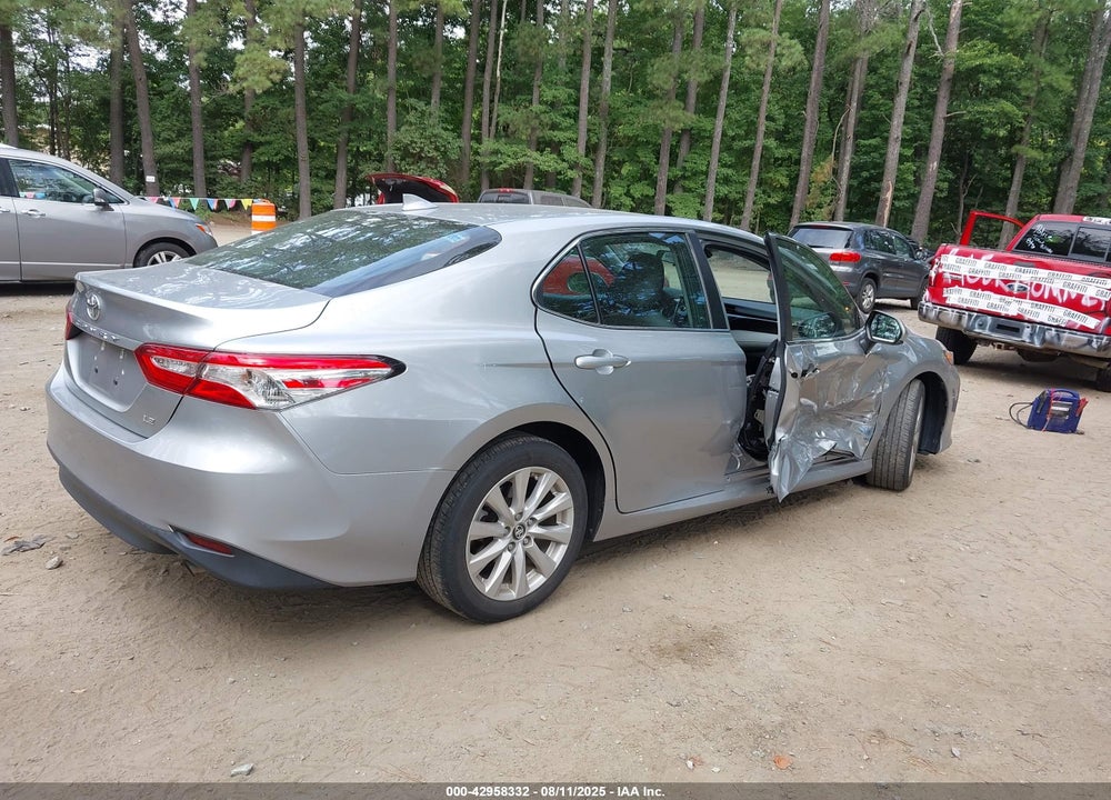 2019 TOYOTA CAMRY VIN: 4T1B11HK5KU252335