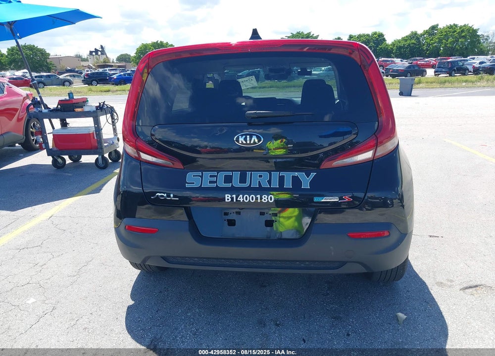 2021 KIA SOUL VIN: KNDJ23AU4M7794435