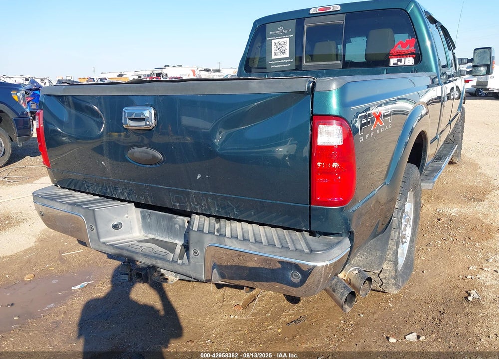 2011 FORD F-250 LARIAT VIN: 1FT7W2BT5BEC85218