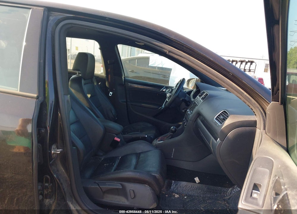 2014 VOLKSWAGEN GTI VIN: WVWHD7AJ7EW005448