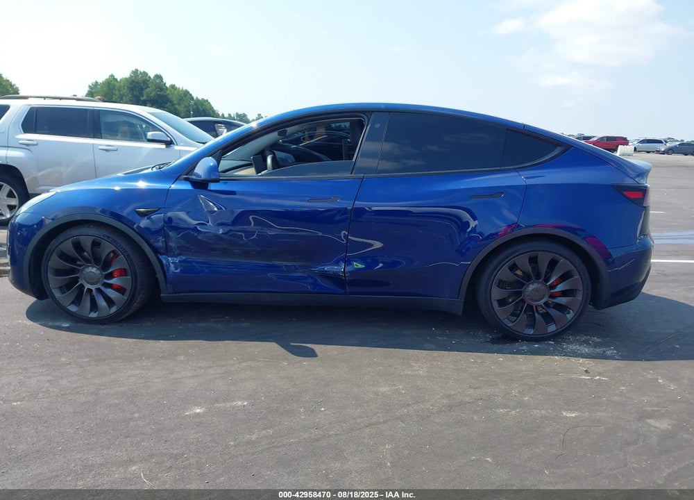 2020 TESLA MODEL Y LONG RANGE DUAL MOTOR ALL-WHEEL DRIVE/PERFORMANCE DUAL MOTOR ALL-WHEEL DRIVE VIN: 5YJYGDEF9LF001172