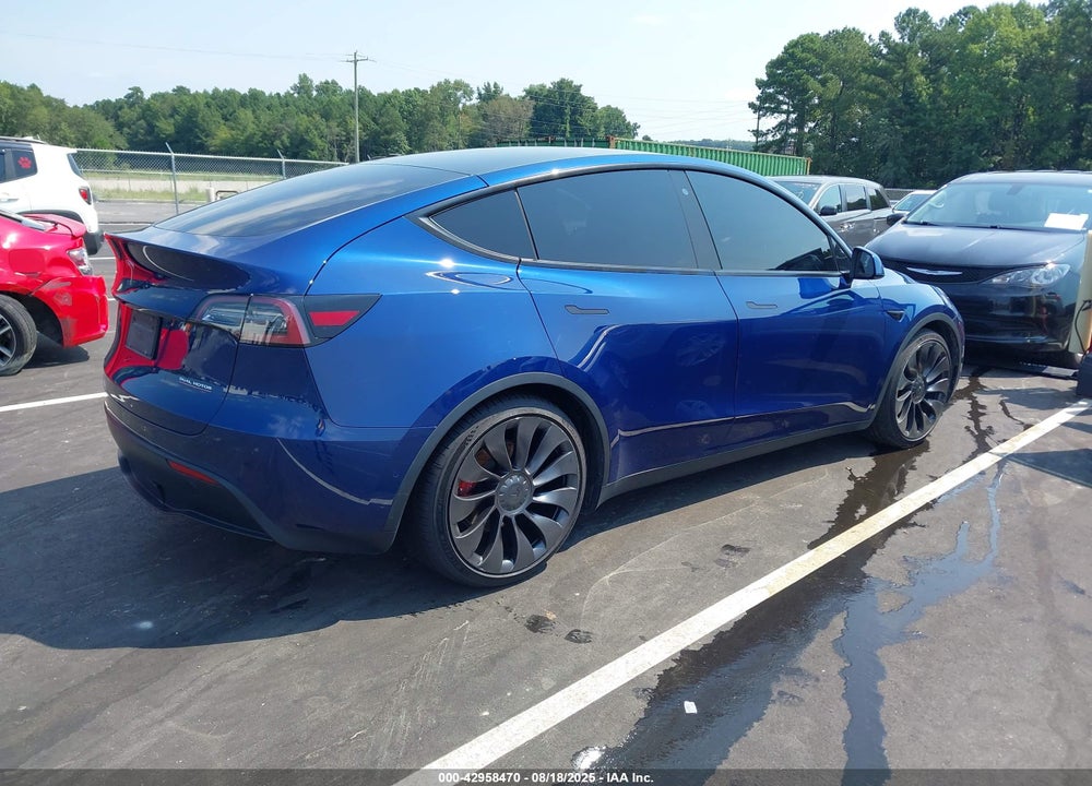 2020 TESLA MODEL Y LONG RANGE DUAL MOTOR ALL-WHEEL DRIVE/PERFORMANCE DUAL MOTOR ALL-WHEEL DRIVE VIN: 5YJYGDEF9LF001172