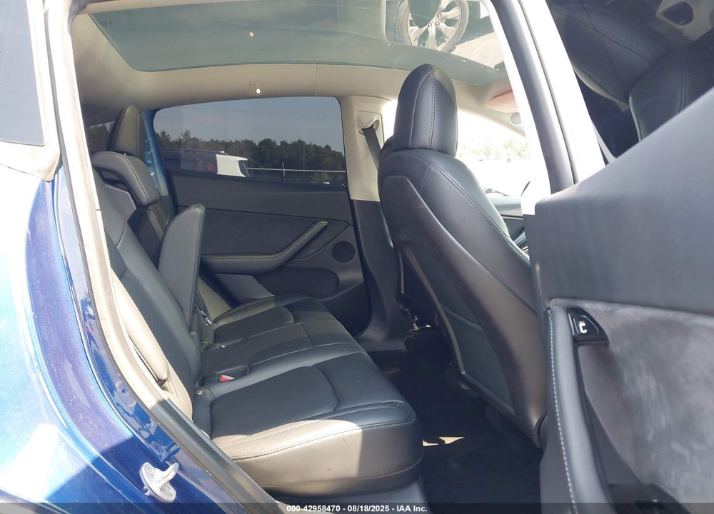 2020 TESLA MODEL Y LONG RANGE DUAL MOTOR ALL-WHEEL DRIVE/PERFORMANCE DUAL MOTOR ALL-WHEEL DRIVE VIN: 5YJYGDEF9LF001172