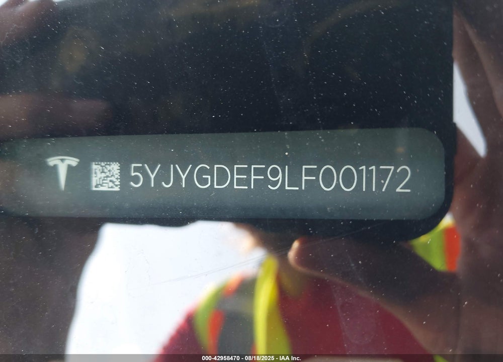2020 TESLA MODEL Y LONG RANGE DUAL MOTOR ALL-WHEEL DRIVE/PERFORMANCE DUAL MOTOR ALL-WHEEL DRIVE VIN: 5YJYGDEF9LF001172