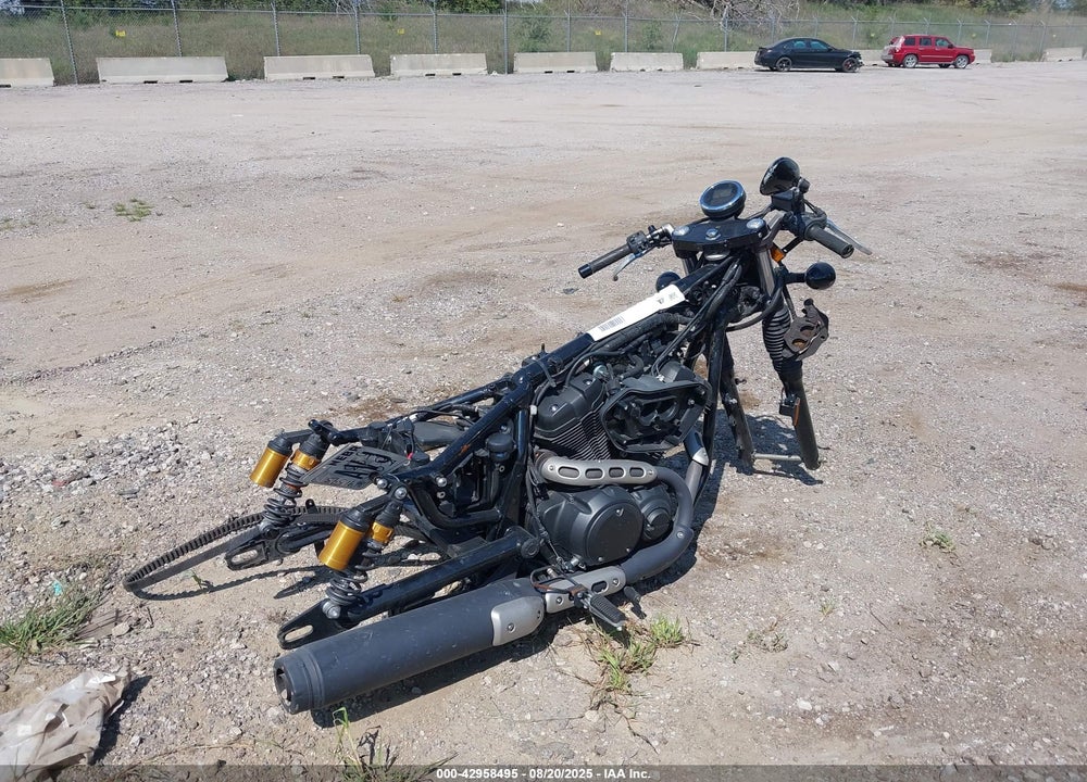 2015 YAMAHA XVS950 CR VIN: JYAVN06E5FA000665