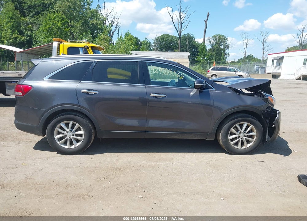 2017 KIA SORENTO VIN: 5XYPG4A39HG211598