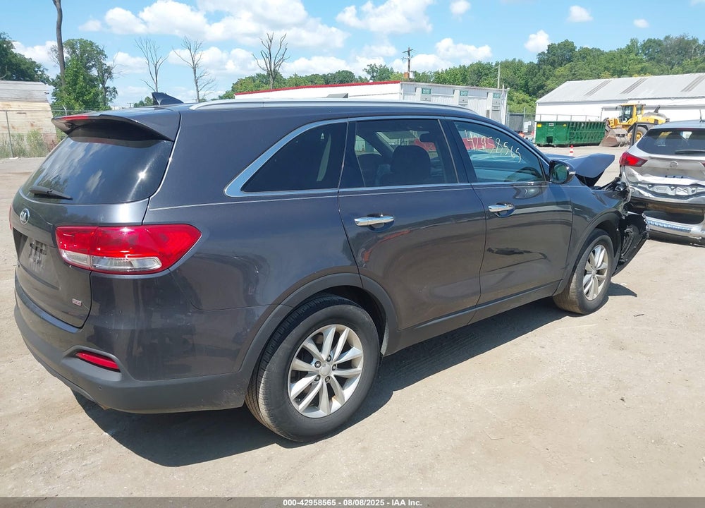 2017 KIA SORENTO VIN: 5XYPG4A39HG211598