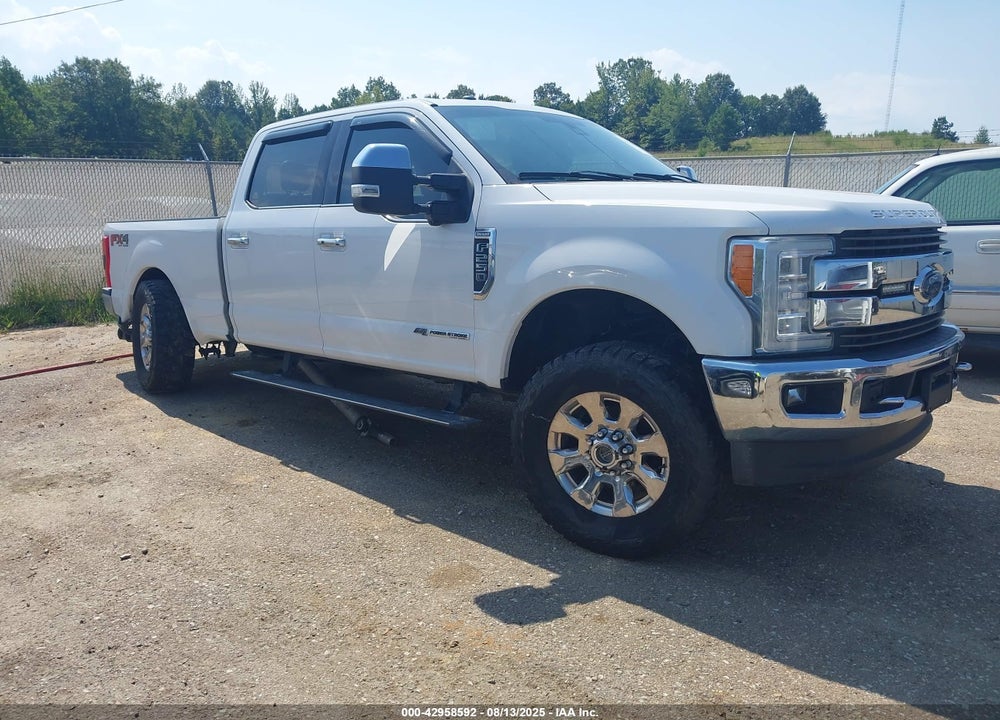 2017 FORD F-250 KING RANCH VIN: 1FT7W2BT6HED65832