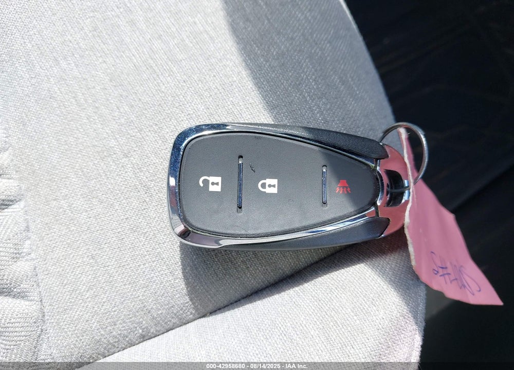 2022 CHEVROLET EQUINOX VIN: 2GNAXJEV0N6131381