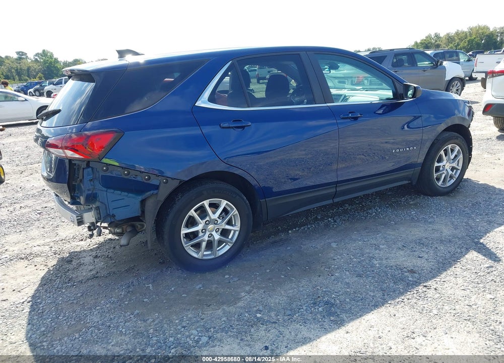 2022 CHEVROLET EQUINOX VIN: 2GNAXJEV0N6131381