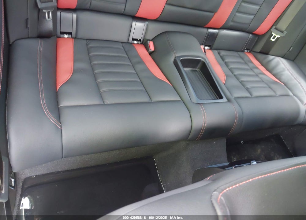 2025 BMW 230 I VIN: 3MW23CM01S8F21293