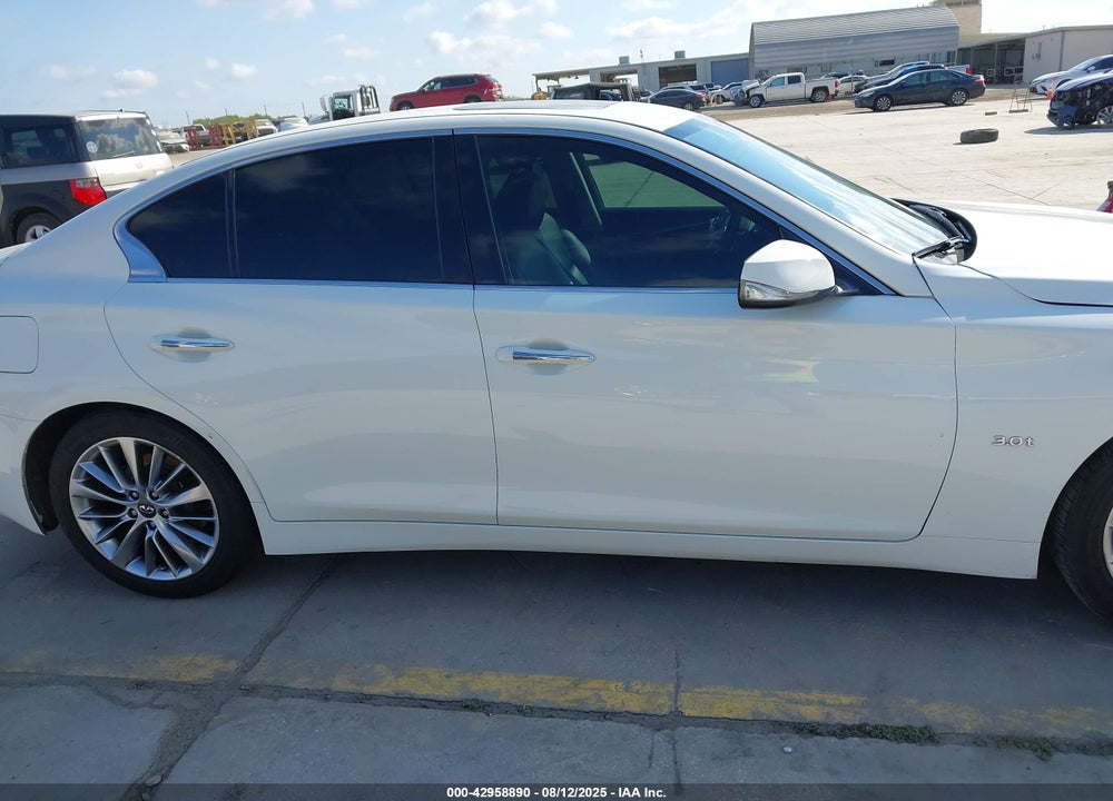 2018 INFINITI Q50 VIN: JN1EV7AP4JM359618