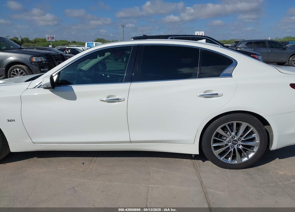 2018 INFINITI Q50 VIN: JN1EV7AP4JM359618