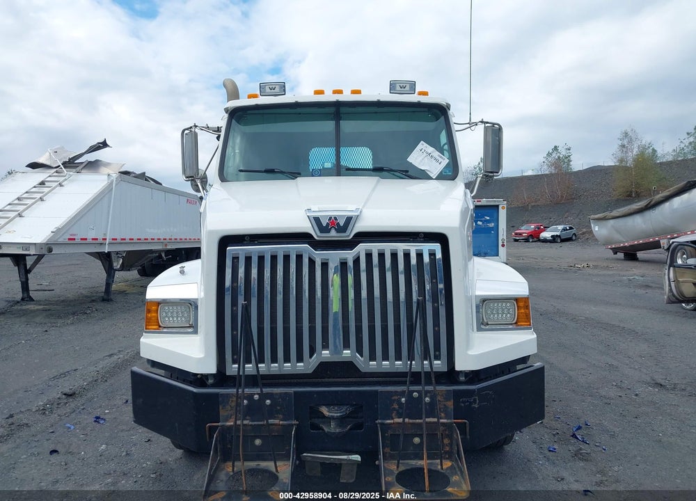 2015 WESTERN STAR/AUTO CAR 4700 4700SB VIN: 5KKAAWCY3FLGH2967