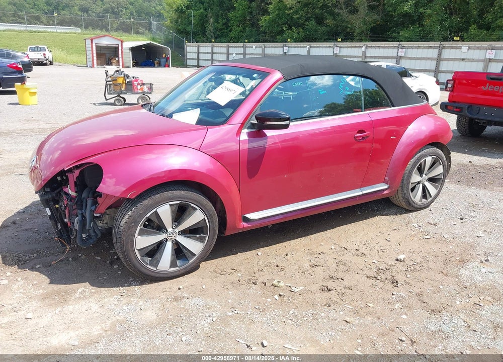 2017 VOLKSWAGEN BEETLE VIN: 3VW517AT4HM801329
