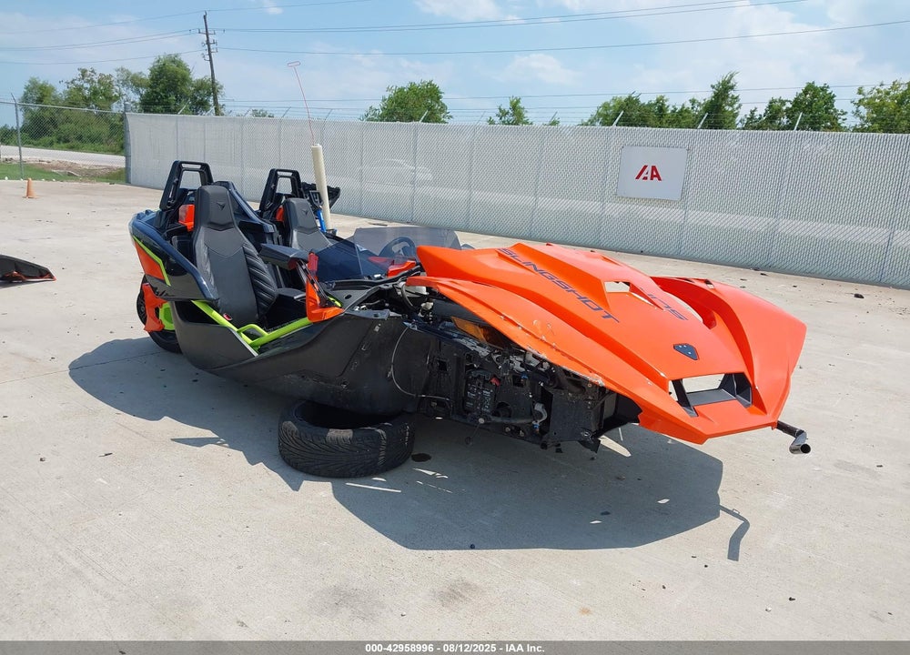 2022 POLARIS SLINGSHOT R VIN: 57XAARHB6N8152148