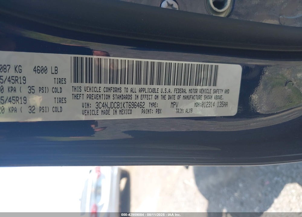 2019 JEEP COMPASS VIN: 3C4NJDCB1KT696462
