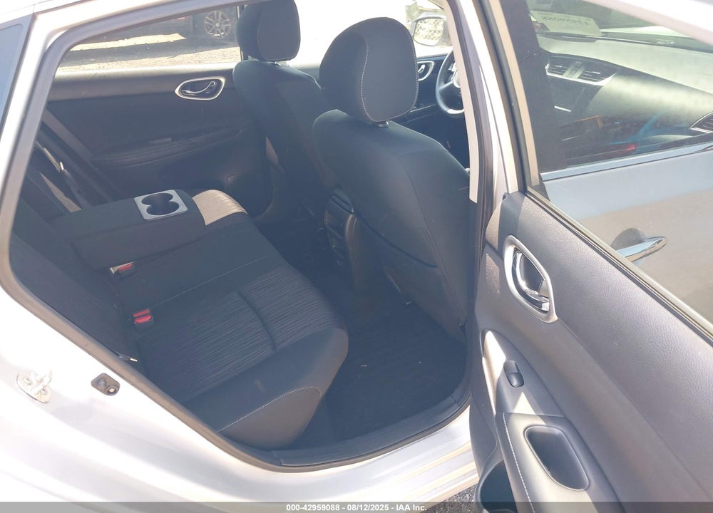 2019 NISSAN SENTRA SV VIN: 3N1AB7AP1KY330504