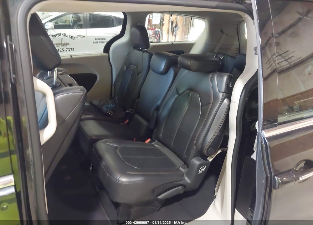 2017 CHRYSLER PACIFICA TOURING L PLUS VIN: 2C4RC1EG6HR519291