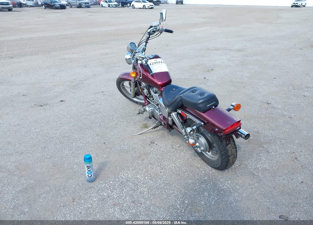 1989 HONDA VT1100 C VIN: 1HFSC1800KA401318