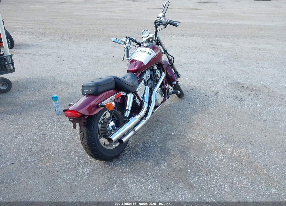 1989 HONDA VT1100 C VIN: 1HFSC1800KA401318