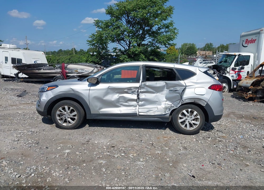 2021 HYUNDAI TUCSON VIN: KM8J2CA40MU395714