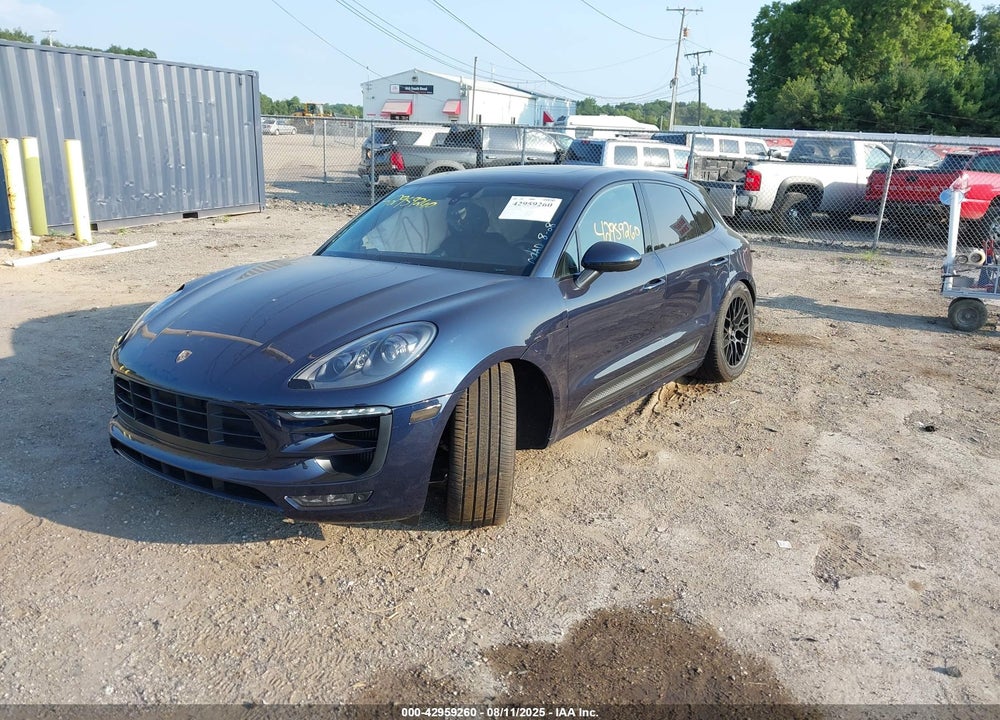 2017 PORSCHE MACAN VIN: WP1AG2A50HLB55002