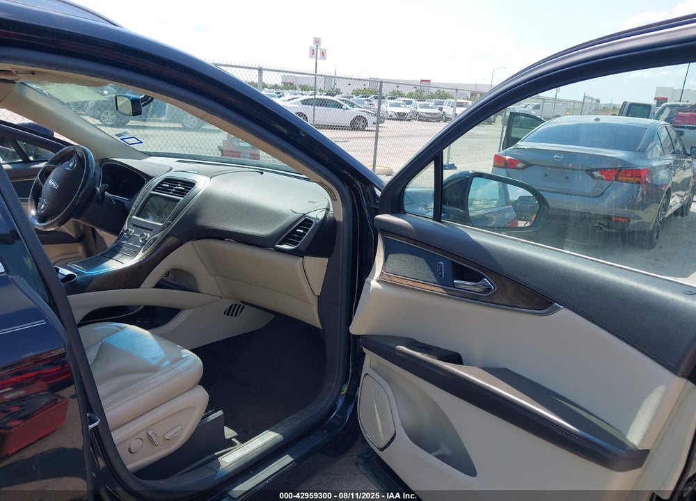 2016 LINCOLN MKX VIN: 2LMPJ6KR8GBL75301