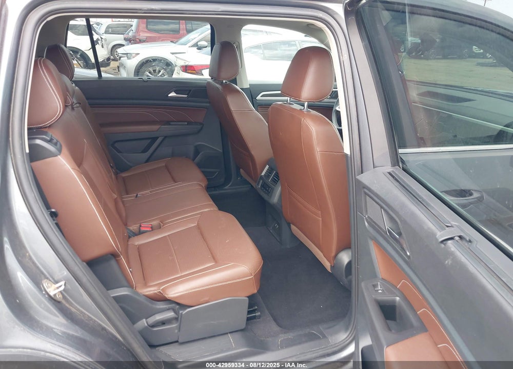 2022 VOLKSWAGEN ATLAS VIN: 1V2JR2CA5NC540877