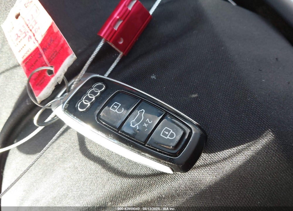 2022 AUDI Q7 VIN: WA1LXBF78ND021472