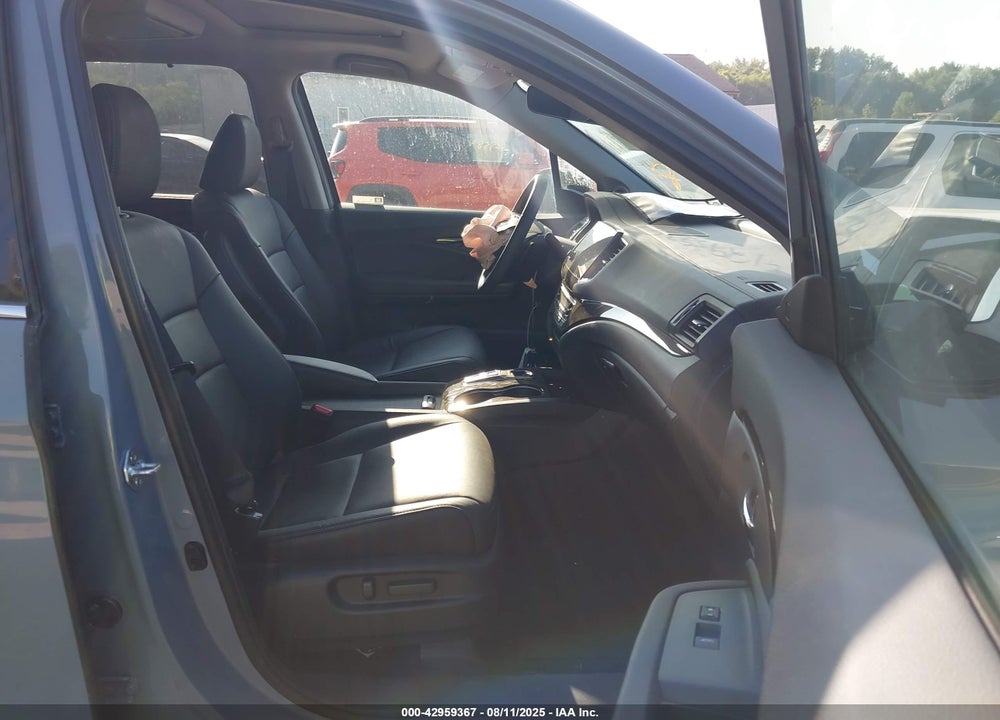 2022 HONDA PILOT VIN: 5FNYF6H69NB054032