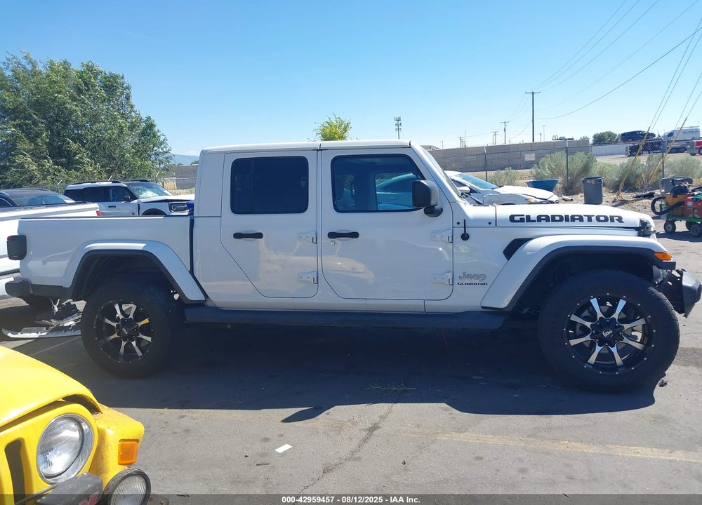 2020 JEEP GLADIATOR OVERLAND 4X4 VIN: 1C6HJTFG9LL210242