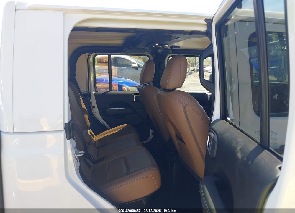 2020 JEEP GLADIATOR OVERLAND 4X4 VIN: 1C6HJTFG9LL210242