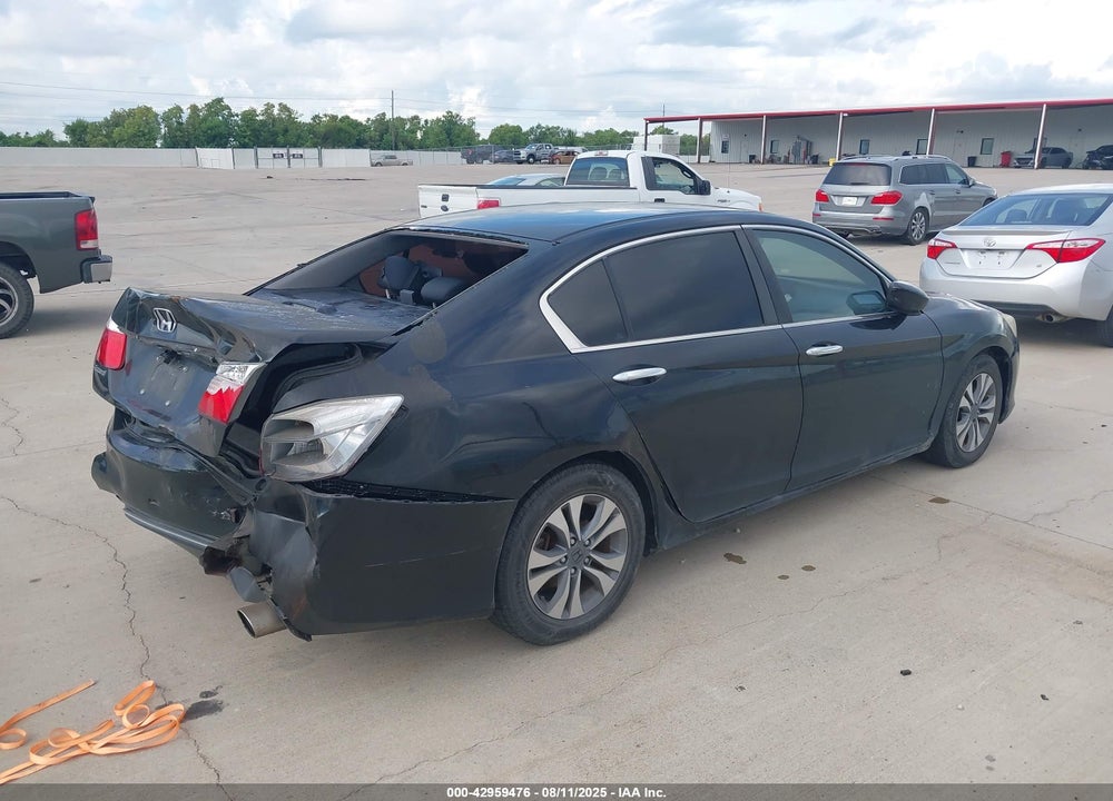 2015 HONDA ACCORD VIN: 1HGCR2F33FA132724
