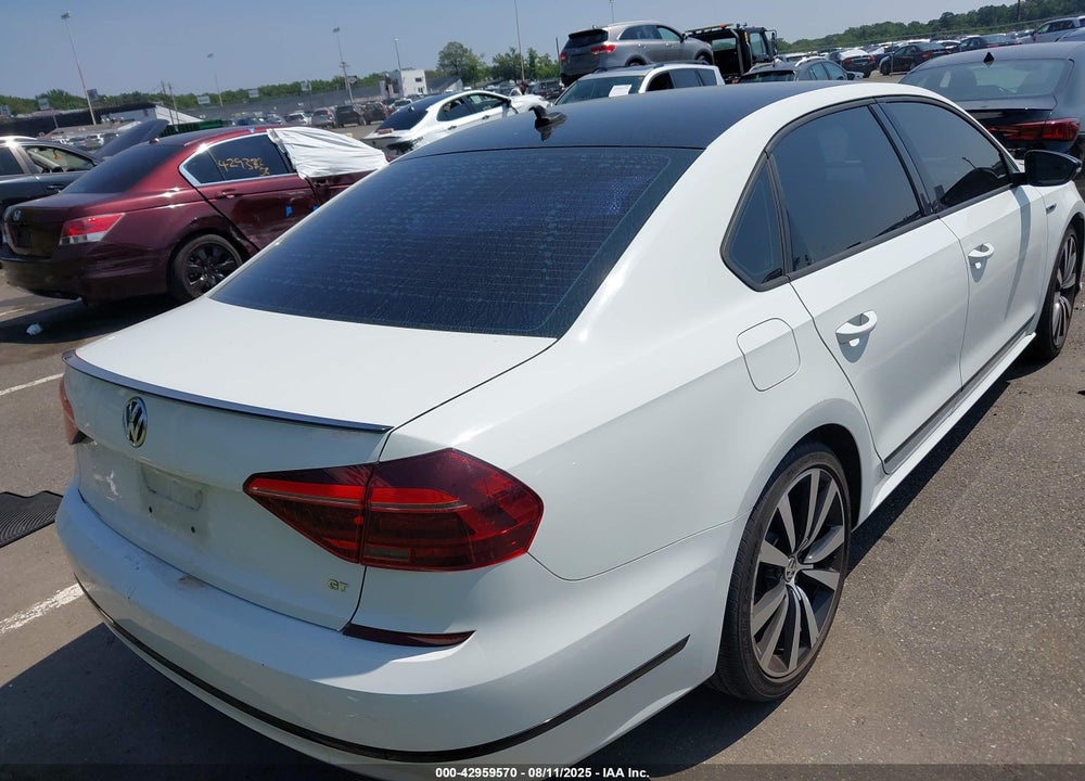 2018 VOLKSWAGEN PASSAT VIN: 1VWJM7A36JC027341