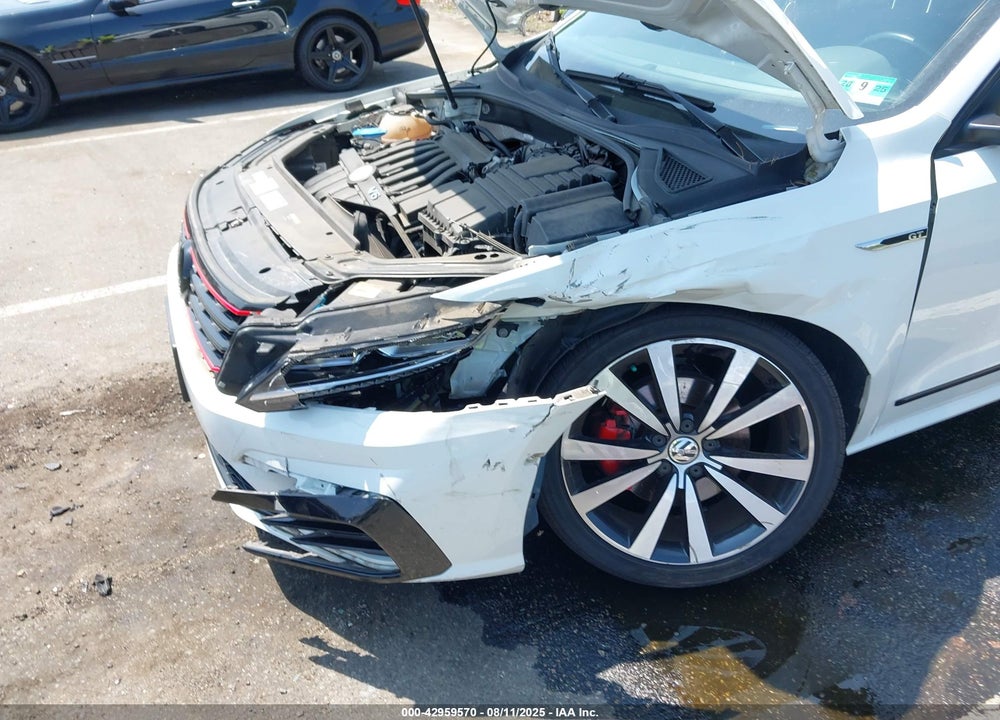2018 VOLKSWAGEN PASSAT VIN: 1VWJM7A36JC027341