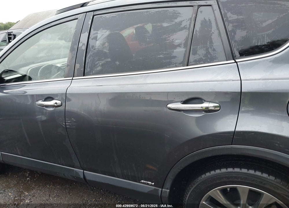 2018 TOYOTA RAV4 HYBRID VIN: JTMDJREV8JD247087