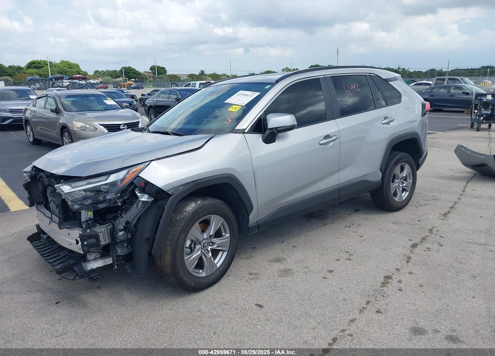 2024 TOYOTA RAV4 XLE VIN: 2T3W1RFV2RW344310