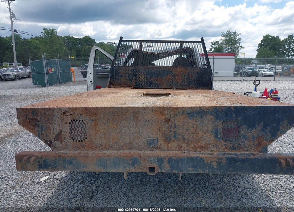 2007 FORD F-350 CHASSIS VIN: 1FDWF37P57EA20640