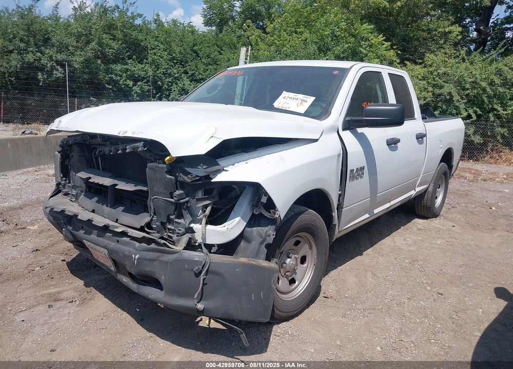 2015 RAM 1500 VIN: 1C6RR7FG5FS605520