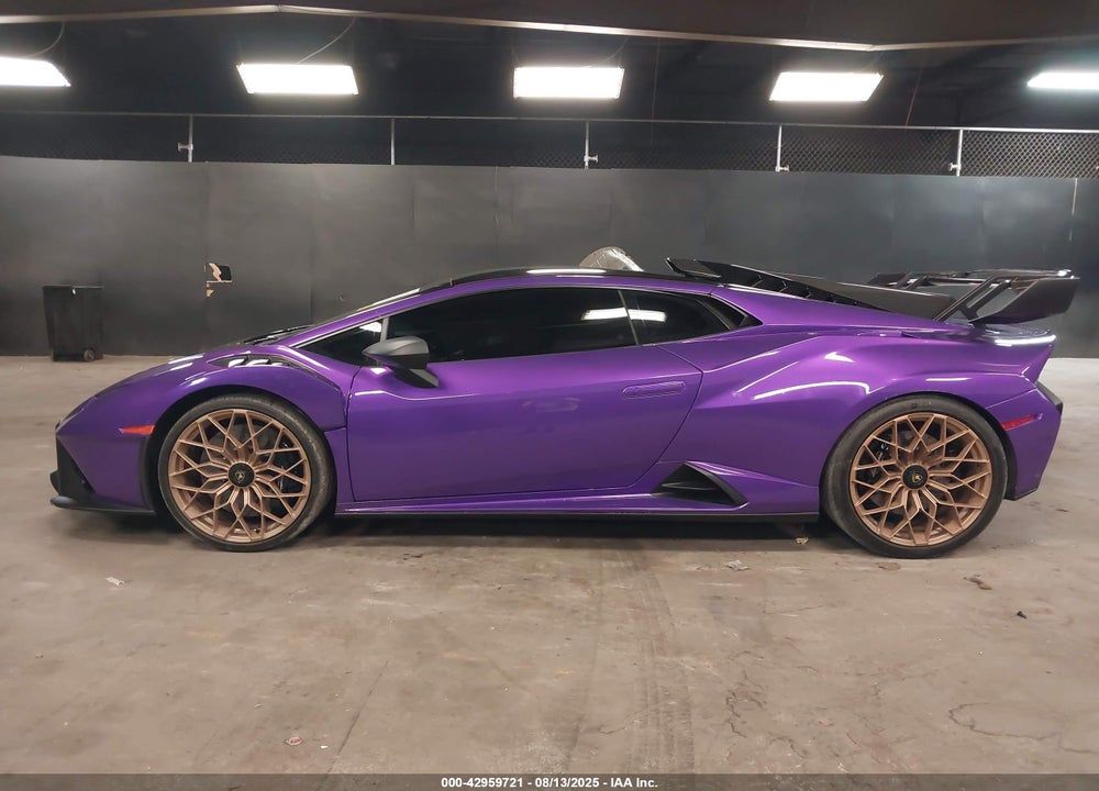 2021 LAMBORGHINI HURACAN VIN: ZHWUA6ZX2MLA17916