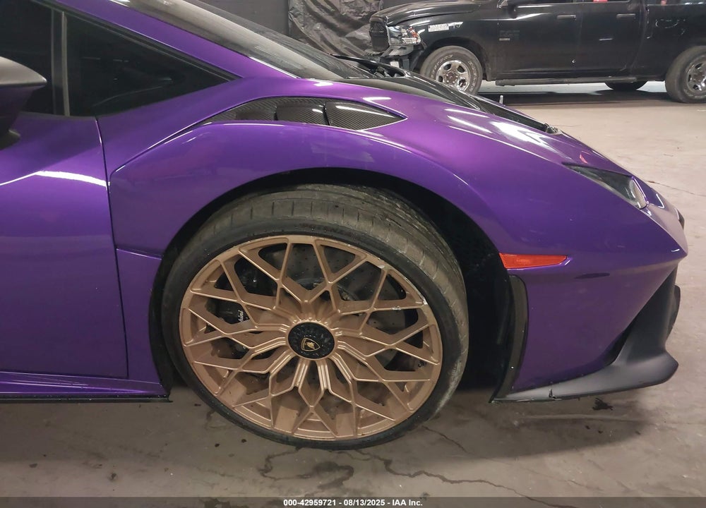 2021 LAMBORGHINI HURACAN VIN: ZHWUA6ZX2MLA17916