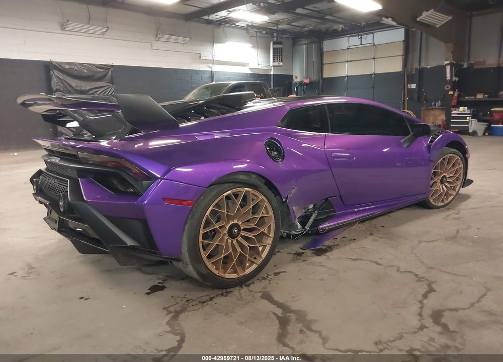 2021 LAMBORGHINI HURACAN VIN: ZHWUA6ZX2MLA17916
