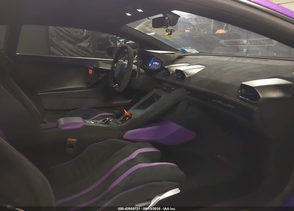 2021 LAMBORGHINI HURACAN VIN: ZHWUA6ZX2MLA17916