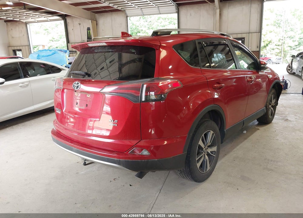 2017 TOYOTA RAV4 VIN: JTMRFREV9HJ156509