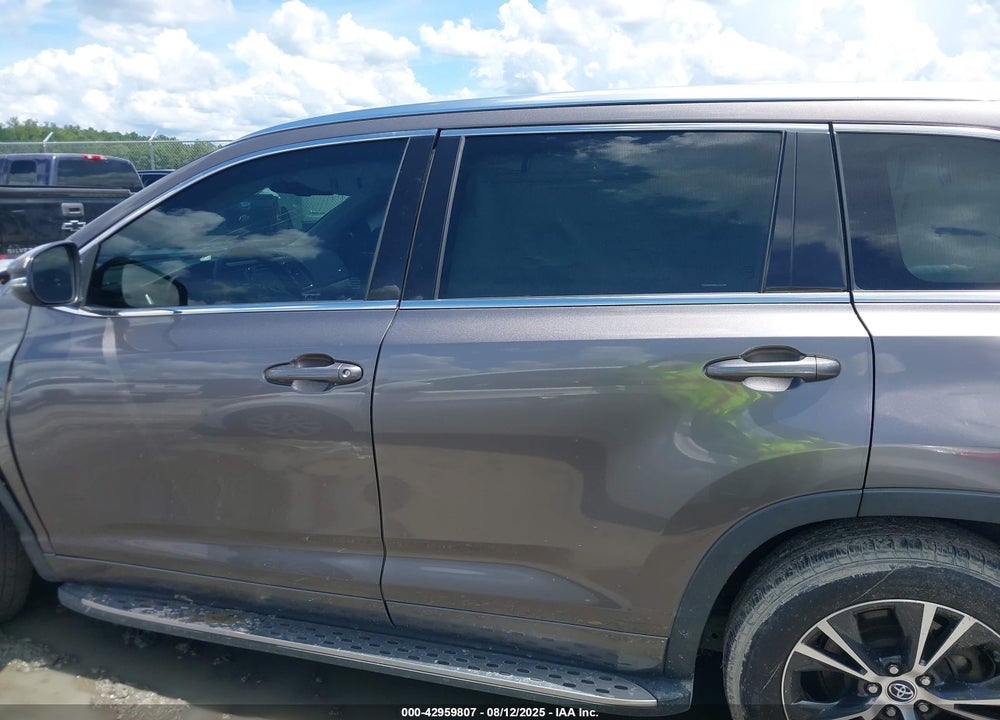 2016 TOYOTA HIGHLANDER VIN: 5TDKKRFHXGS121520