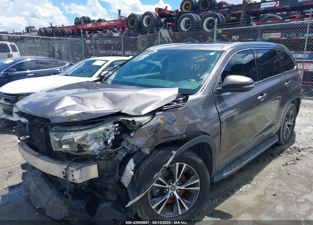 2016 TOYOTA HIGHLANDER VIN: 5TDKKRFHXGS121520