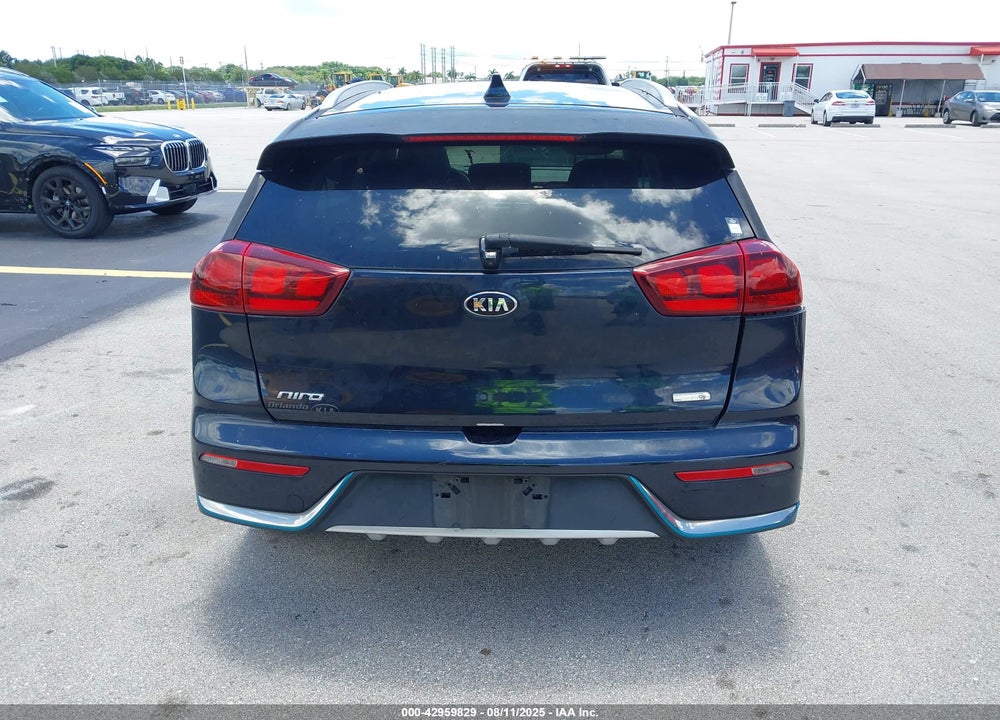 2019 KIA NIRO PLUG-IN HYBRID LX VIN: KNDCM3LD4K5237579